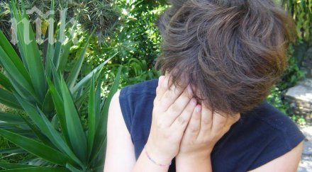 издирват изнасилвач падащ възрастни