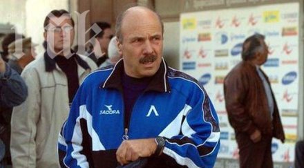 нефтохимик иска гочето василев треньор