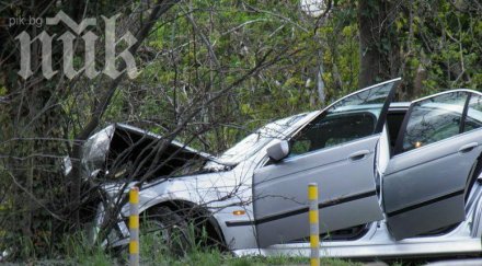 баровец заби бмв 150 час дърво загина