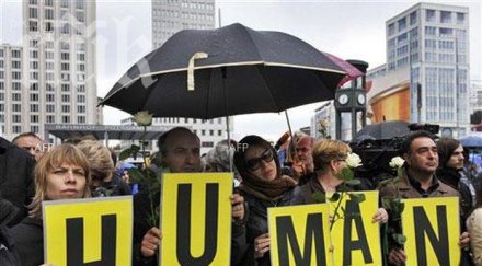 берлин 000 души протестираха защита личните данни