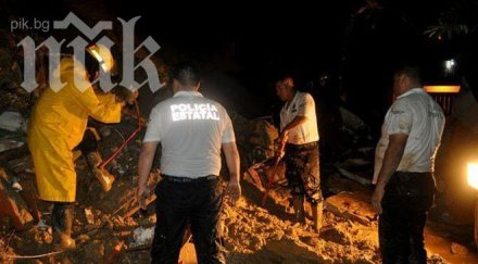 свлачище помете две къщи мексико души загинаха