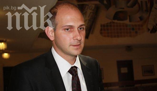 Парадокс! Зам. министърът на културата осъди МВР за незаконен арест