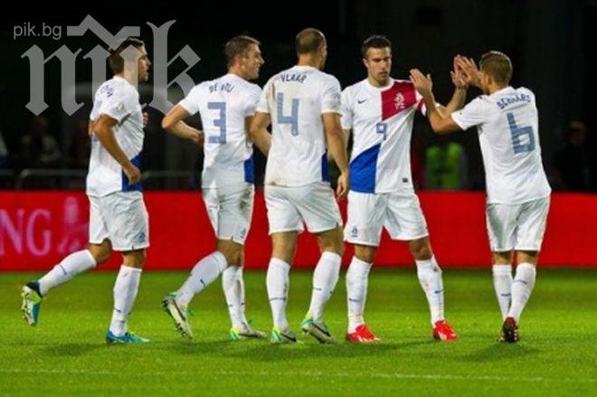 Холандия се класира за Мондиал 2014