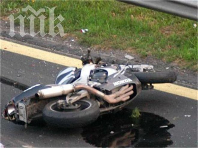 Нов кошмар! Мотоциклетист се размаза с бясна скорост на магистрала Тракия