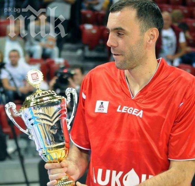 Легендата Тодор Стойков обяви края на кариерата си и се разплака