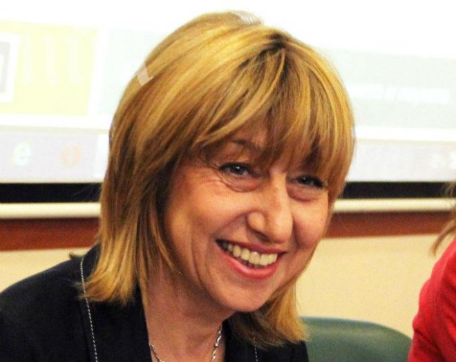 Анелия Клисарова: Тази година посрещаме 63 596 първокласници