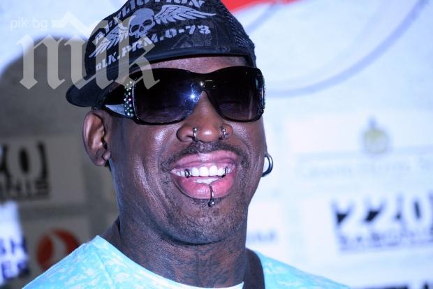 Денис Родман ще помага на баскетбола в Северна Корея