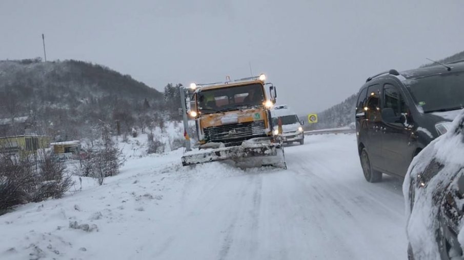 ОТ ПОСЛЕДНИТЕ МИНУТИ: Спряха движението по магистрала Тракия