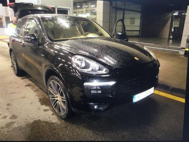 Задържаха двама при опит нелегално да избягат през Капитан Андреево с краден скъп автомобил