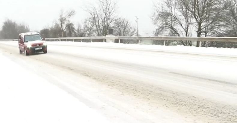 Затруднена пътна обстановка в Благоевградско и Кюстендилско