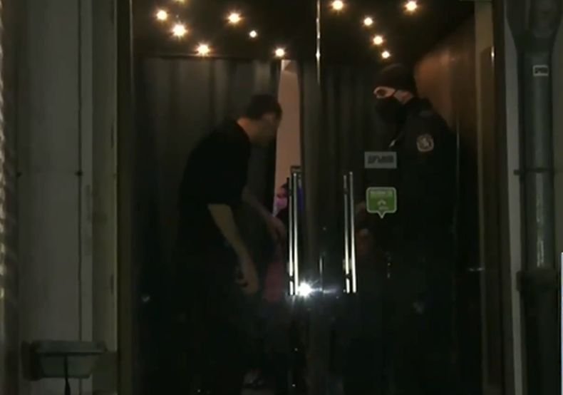 Извънредна акция проведоха нощес РЗИ и полицията в столичните заведения