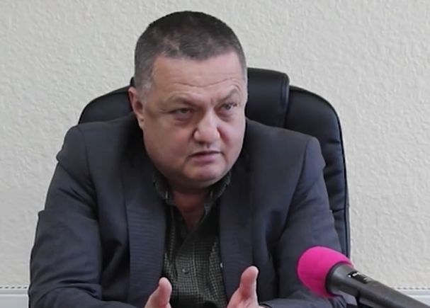 СКАНДАЛНО: Кмет на една от най-бедните общини у нас си вдигна заплатата до близо 4 хиляди лева