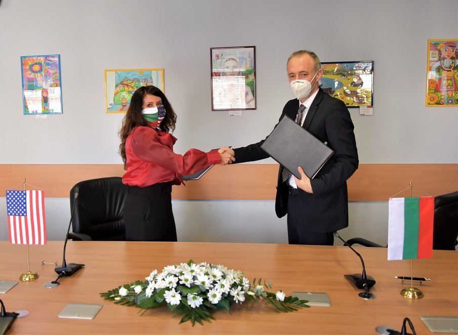 България и САЩ подписаха споразумение за научно-технологично сътрудничество