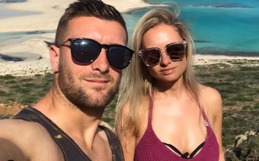 Нов в Левски води секси медсестра в България (ГОРЕЩИ СНИМКИ)