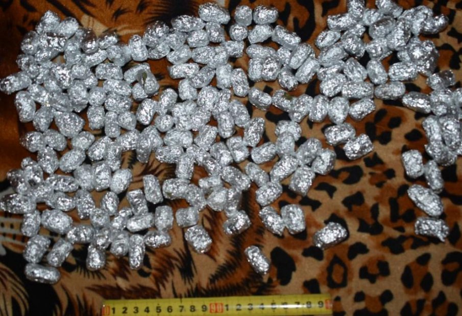 Спецакция в Сливен - иззеха 200 дози канабис и пари