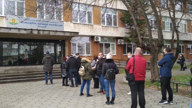 Денонощен кабинет за ваксиниране разкриха и в Пловдив