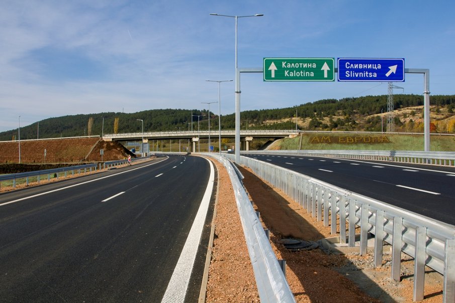 АПИ стартира обществена поръчка за строителството на последните 16,5 км от магистрала Европа