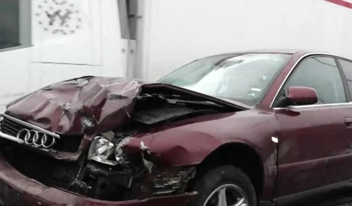 Серия от катастрофи по пътя за Дунав мост - образува се тапа (СНИМКИ)