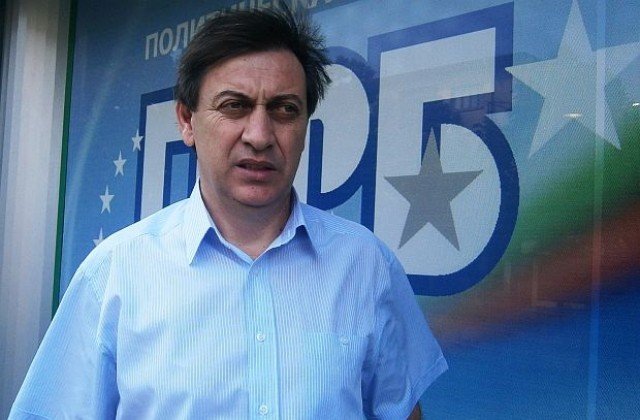 Кола помете бивш депутат на пешеходна пътека в Благоевград