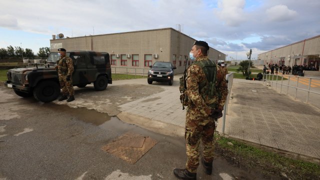 Доклад разкри: Италианската мафия се възползва от пандемията