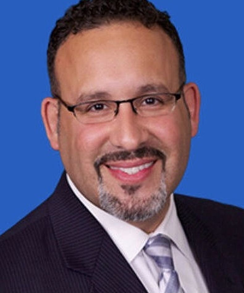 Сенатът утвърди Мигел Кордона за министър на образованието на САЩ