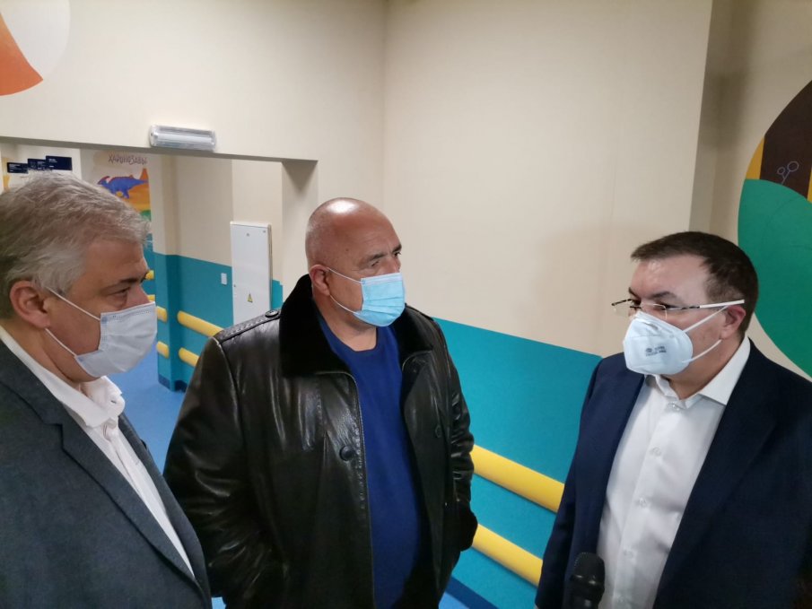 ПЪРВО В ПИК TV! Премиерът Борисов на инспекция в Пирогов: Това е нова болница, защо нашите претенденти не направиха този ремонт - няма да си признаят (ОБНОВЕНА/СНИМКИ/ВИДЕО)