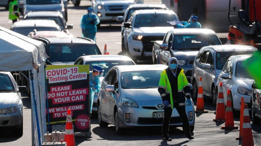 Двумилионният новозеландски град Оукланд е в локдаун заради един нов случай