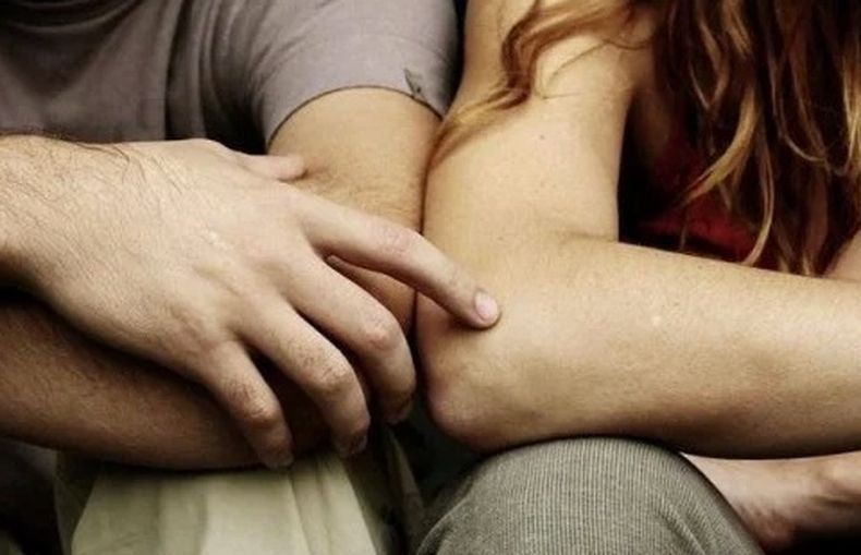 Седем начина да се наслаждавате на връзка тип „приятели с екстри”