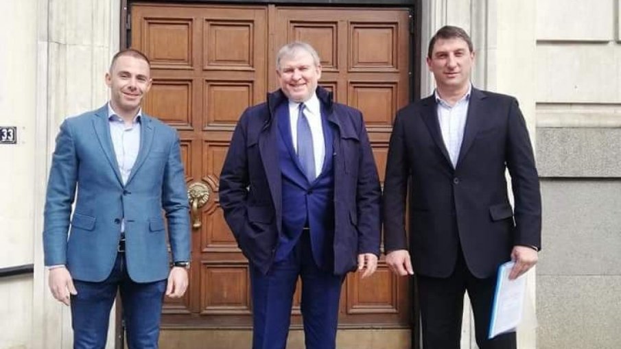 Лидерът на СДС и видни лица от ГЕРБ в листата на 23-ти МИР в София