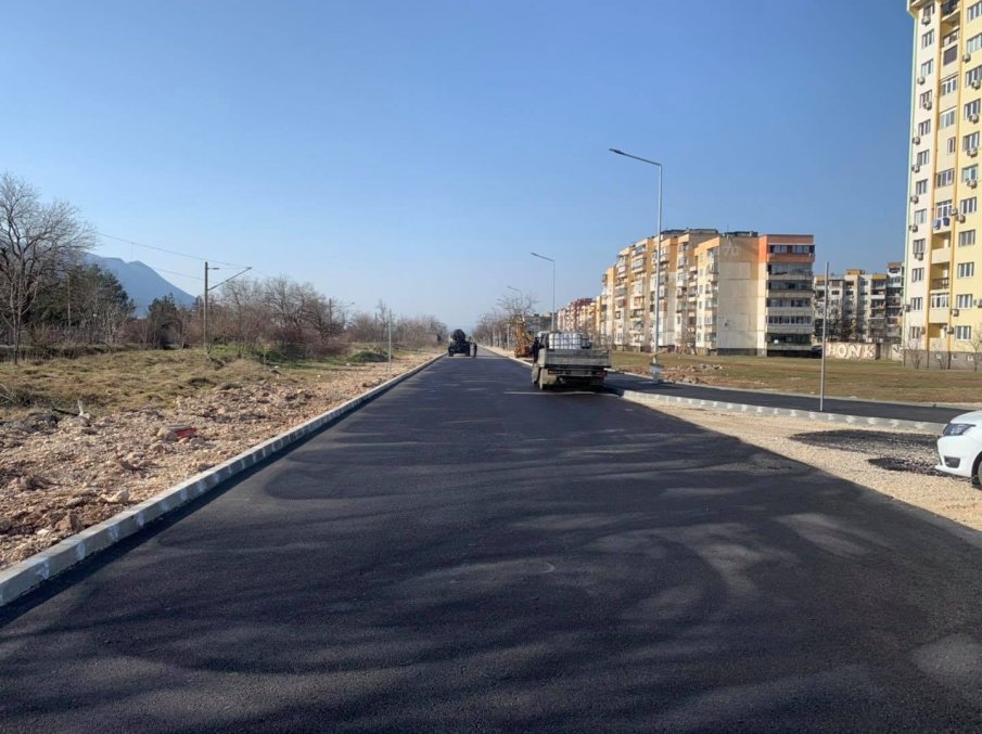 Министър Аврамова: Отпускаме още 1 млн. лв. за подобряване на пътната мрежа във Враца