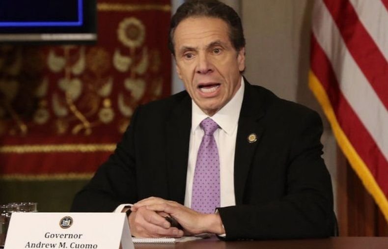 Губернаторът на Ню Йорк отказа да подаде оставка заради обвиненията срещу него за сексуален тормоз