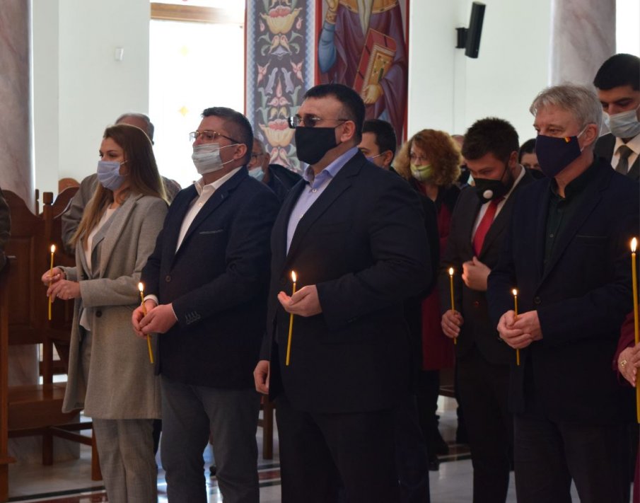 ГЕРБ и СДС в Ловеч: Тръгваме за победа и вярваме в нея, за нас бъдещето на България е не само партийна, а човешка кауза