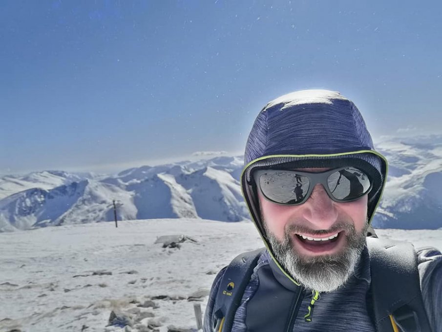 Калин Вельов и Димитър Главчев катерят снежни върхове (СНИМКИ)