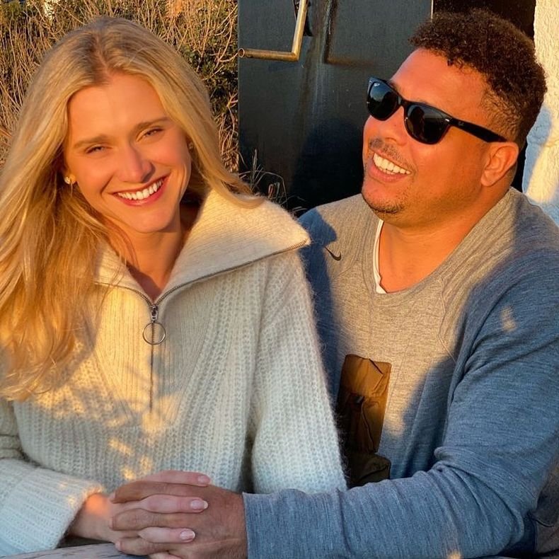 БРАЗИЛИЯ Е В ЕУФОРИЯ: Роналдо очаква пето дете