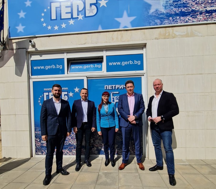 Росен Желязков в Петрич: ГЕРБ продължава инвестициите в образованието