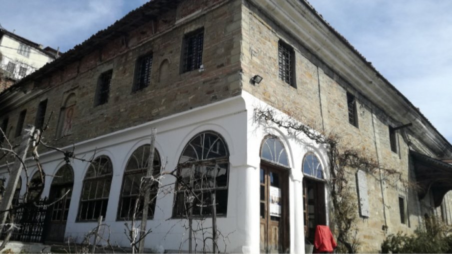 Храм Свети Николай“ във Велико Търново е в аварийно състояние, спешно се нуждае от ремонт