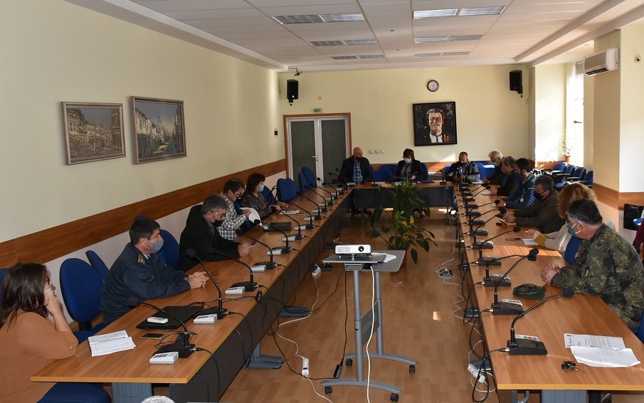 В Ловеч въвеждат по-строги мерки заради COVID-19