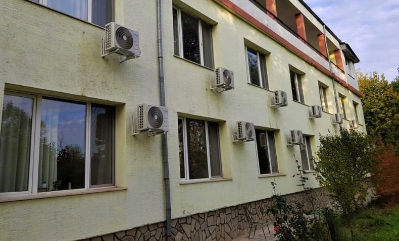 Огнище на коронавирус в Дома за стари хора в Харманли