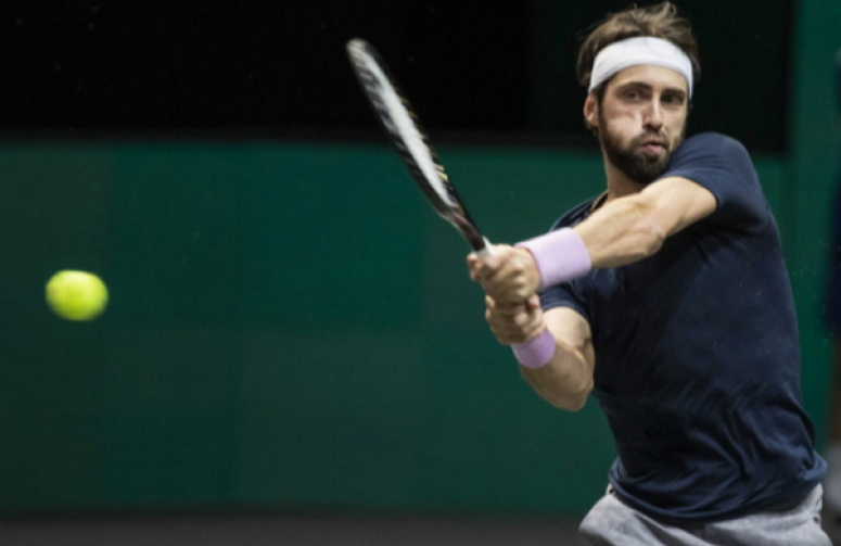 Басилашвили обърна Федерер в Доха