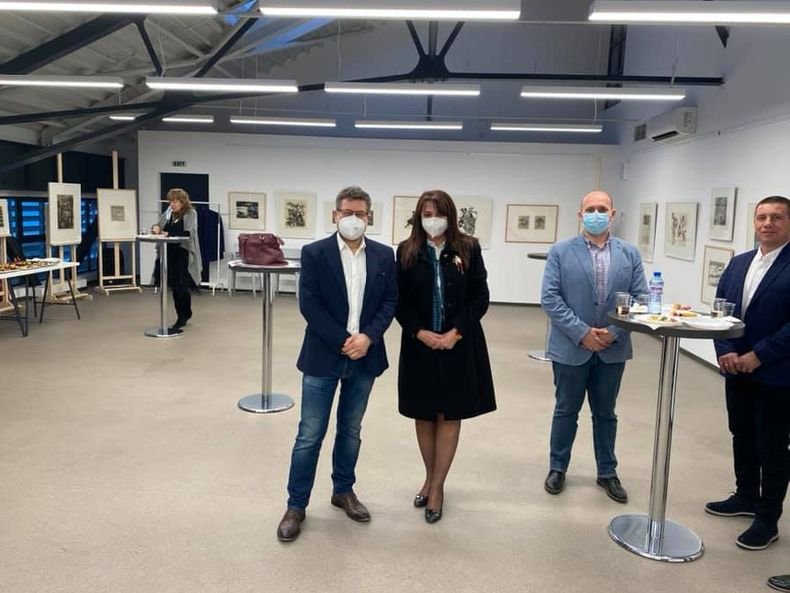 ГЕРБ-Бургас: Инвестираме в образованието чрез ръст на заплатите и иновации