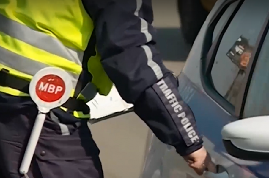 Шофьор получи три фиша от КАТ за едно и също нарушение