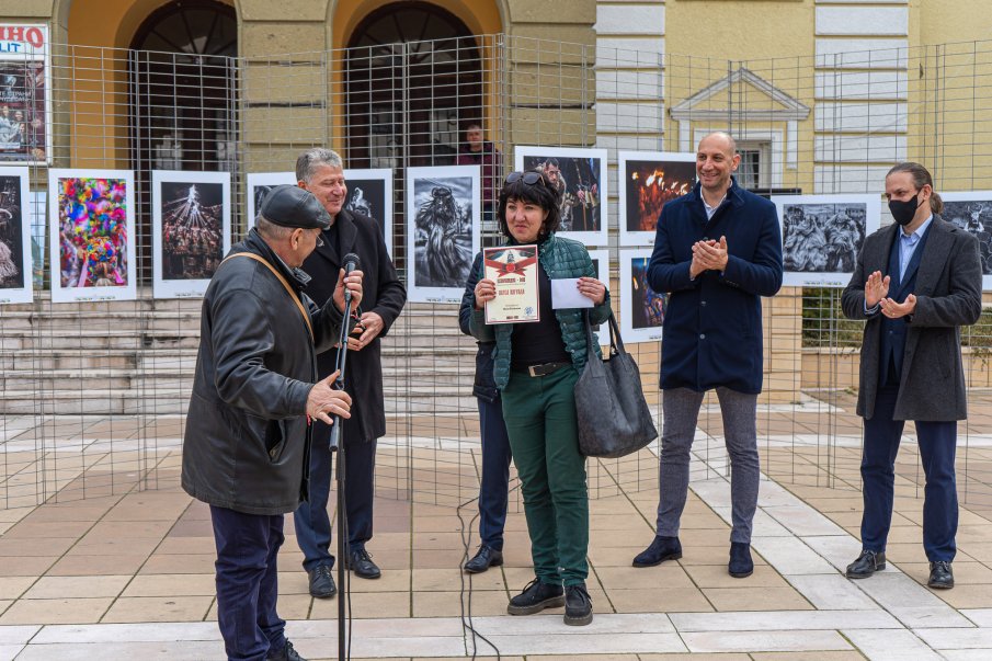 Фотоизложба „Кукерландия“ откриха в Ямбол