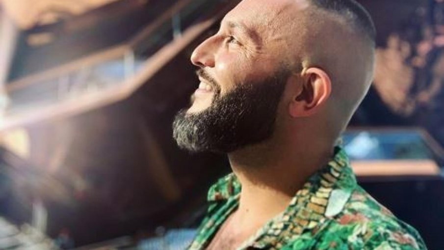 Македонският участник в Евровизия e и български гражданин