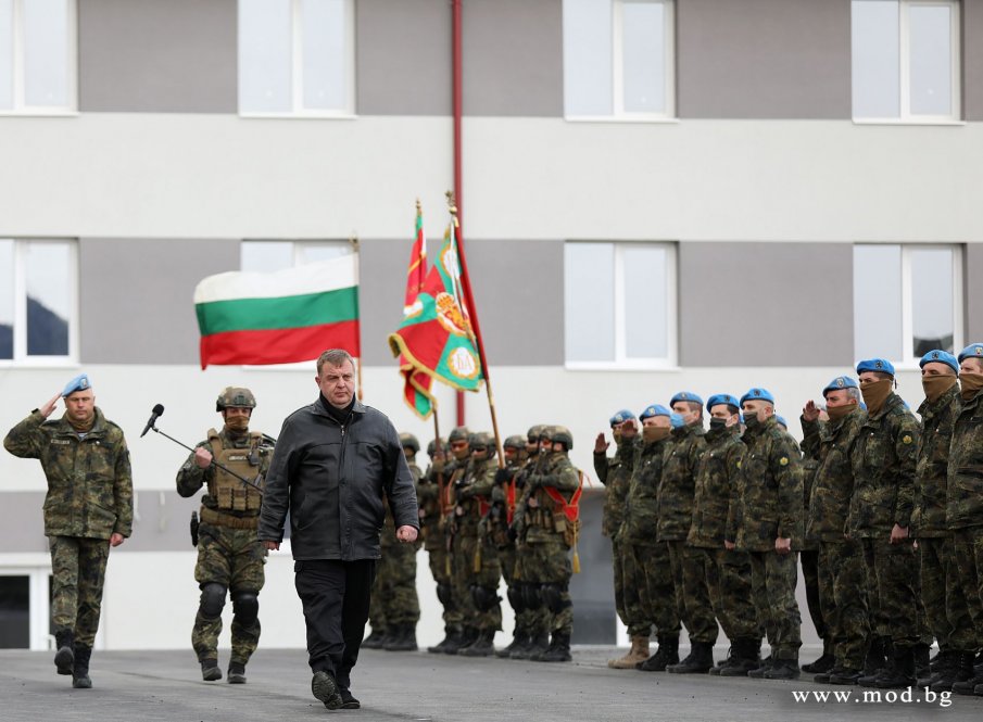 Каракачанов откри нов учебно-тренировъчен комплекс на Специалните сили (СНИМКИ)