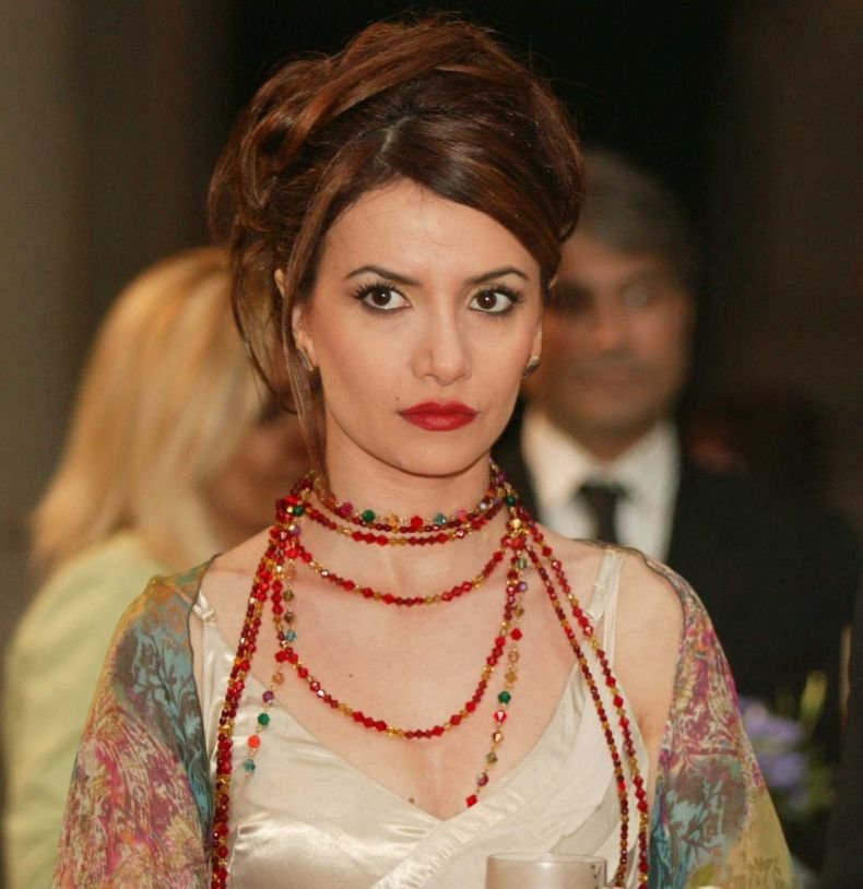 Инджи от Перла се бори срещу насилиено над жени (ВИДЕО)