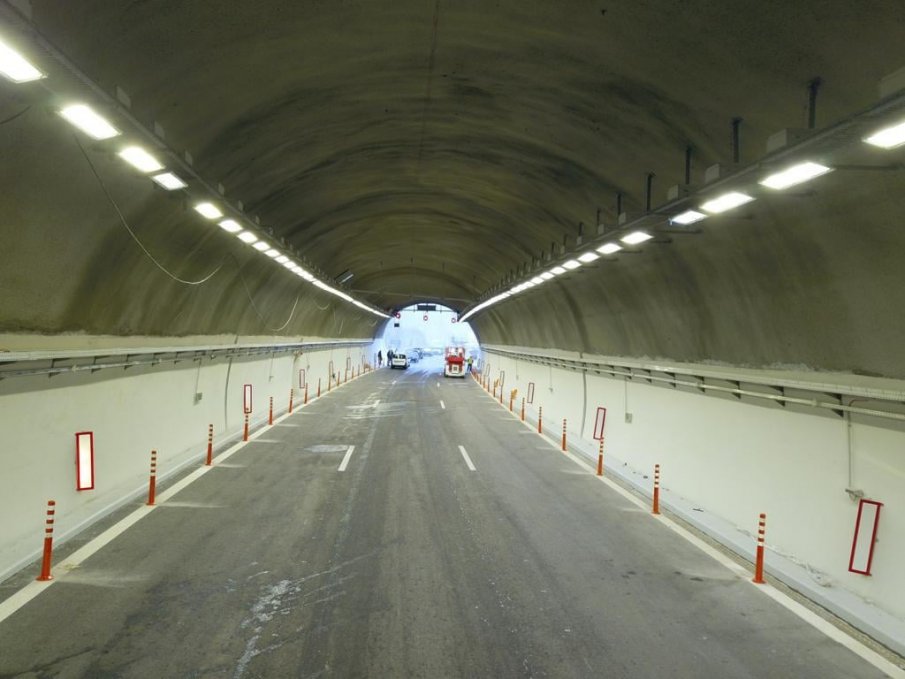 ВАЖНО: Спряха движението през тунела Витиня, ето какъв е обходният маршрут