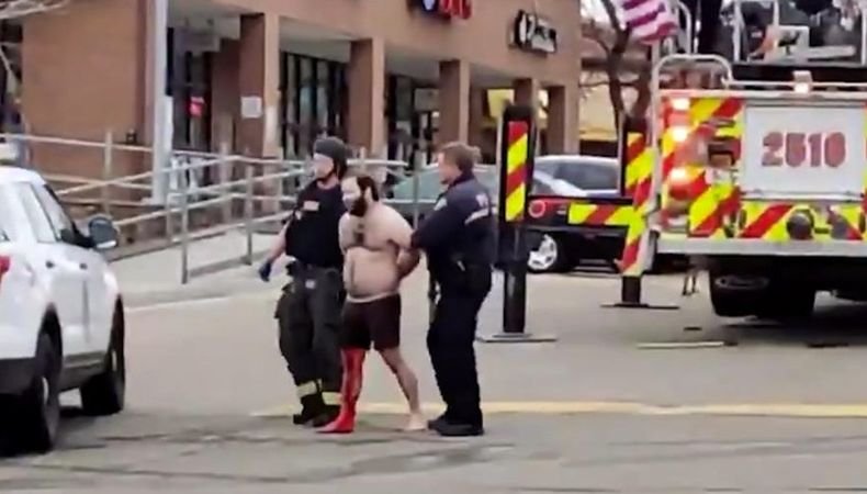 Неизвестен откри стрелба на паркинг пред супермаркет в Колорадо (ВИДЕО)