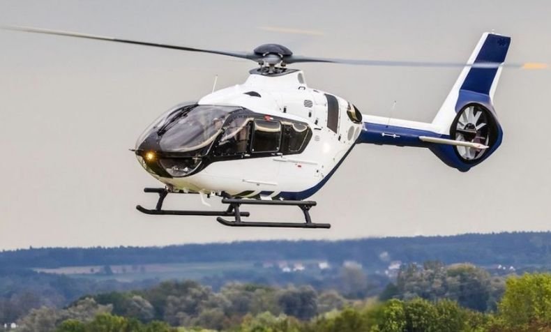 Пилот на хеликоптер е пострадал при аварийно кацане в Япония