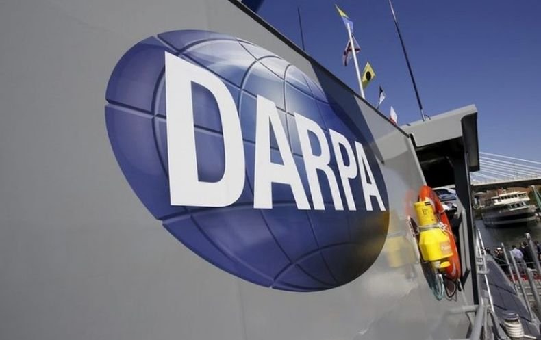 Изкуствен интелект ще пилотира изтребители