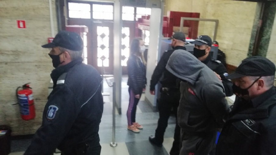 Подпалвачът на осем таксита край Пловдив се оказа служител в голяма охранителна фирма